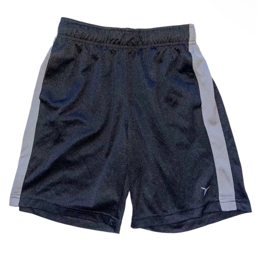 Boys Old Navy Active basketball shorts